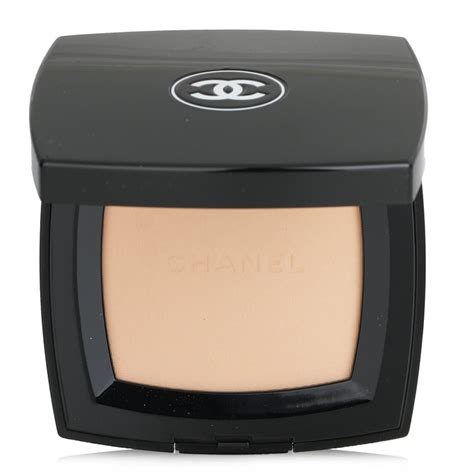 Chanel Pó compacto Poudre Universelle Compacte, No.30 .